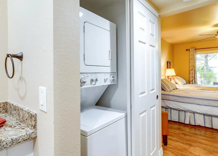 Apartment Garden-view Oasis With Pool And Hot Tub Access! *
