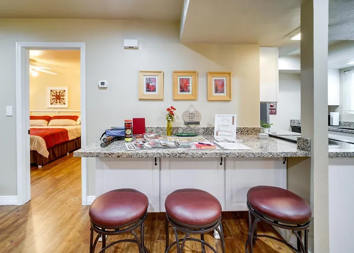 Garden-view Oasis With Pool And Hot Tub Access! *