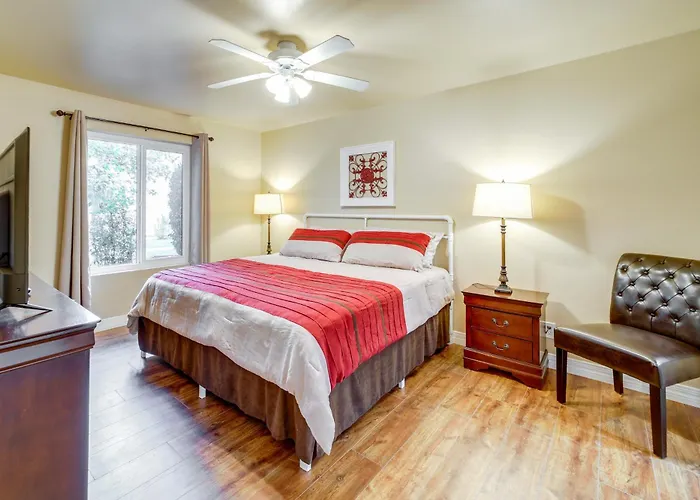Garden-view Oasis With Pool And Hot Tub Access! Apartment