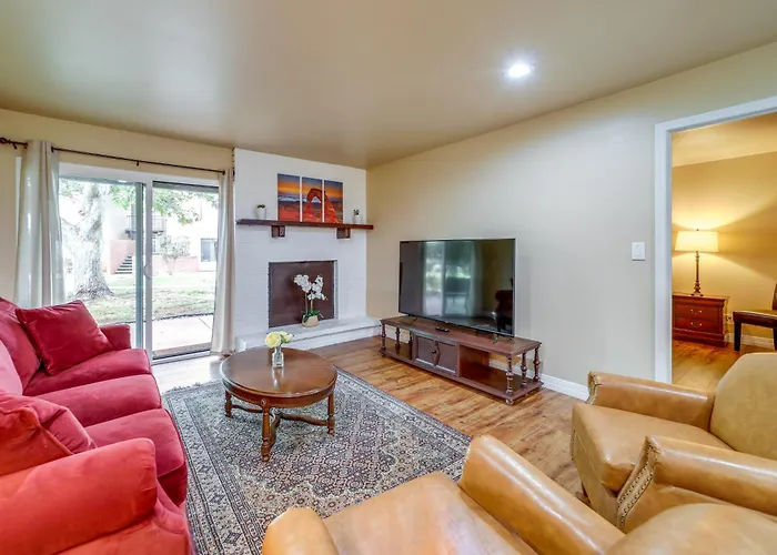 Garden-view Oasis With Pool And Hot Tub Access! Apartment *